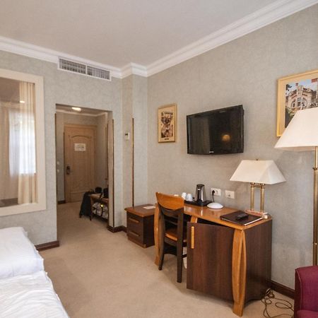 לבוב Swiss Hotel מראה חיצוני תמונה