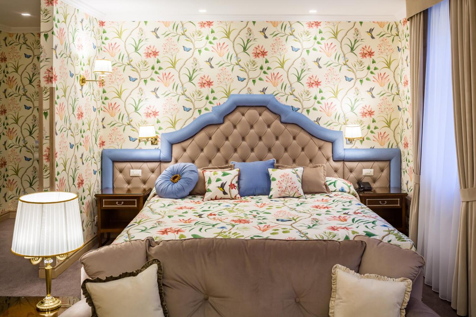 לבוב Swiss Hotel מראה חיצוני תמונה